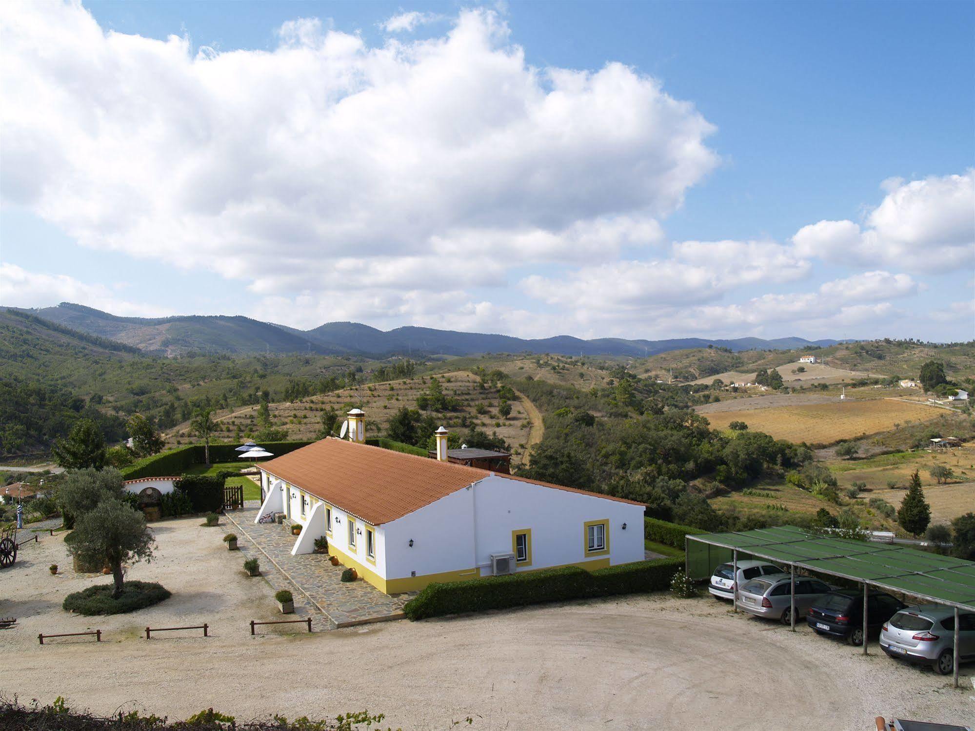 Nave Redonda Do Cerro - Countryside & Nature Guest House Exterior photo